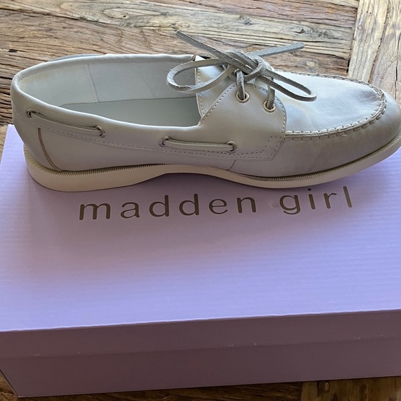 Madden Girl Women's Grey Loafers - Picture 1 of 4